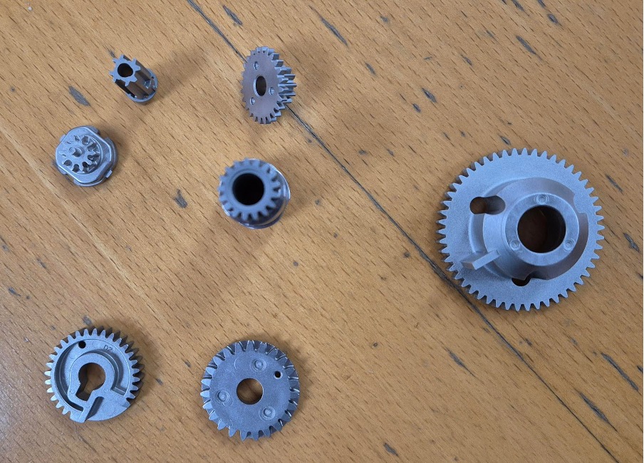 Technically precision gears, worm gears, bevel gears